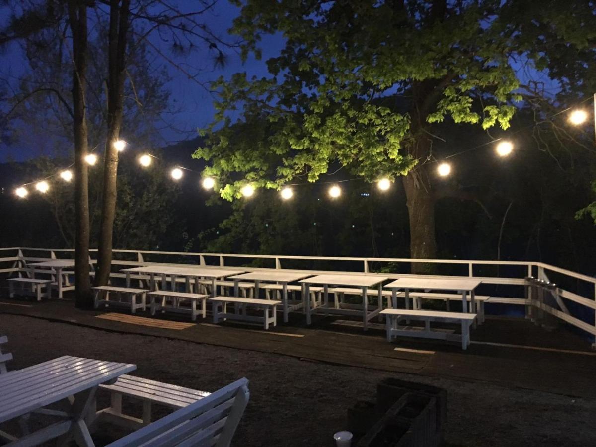 Una Kamp Hotel Bosanska Krupa Luaran gambar
