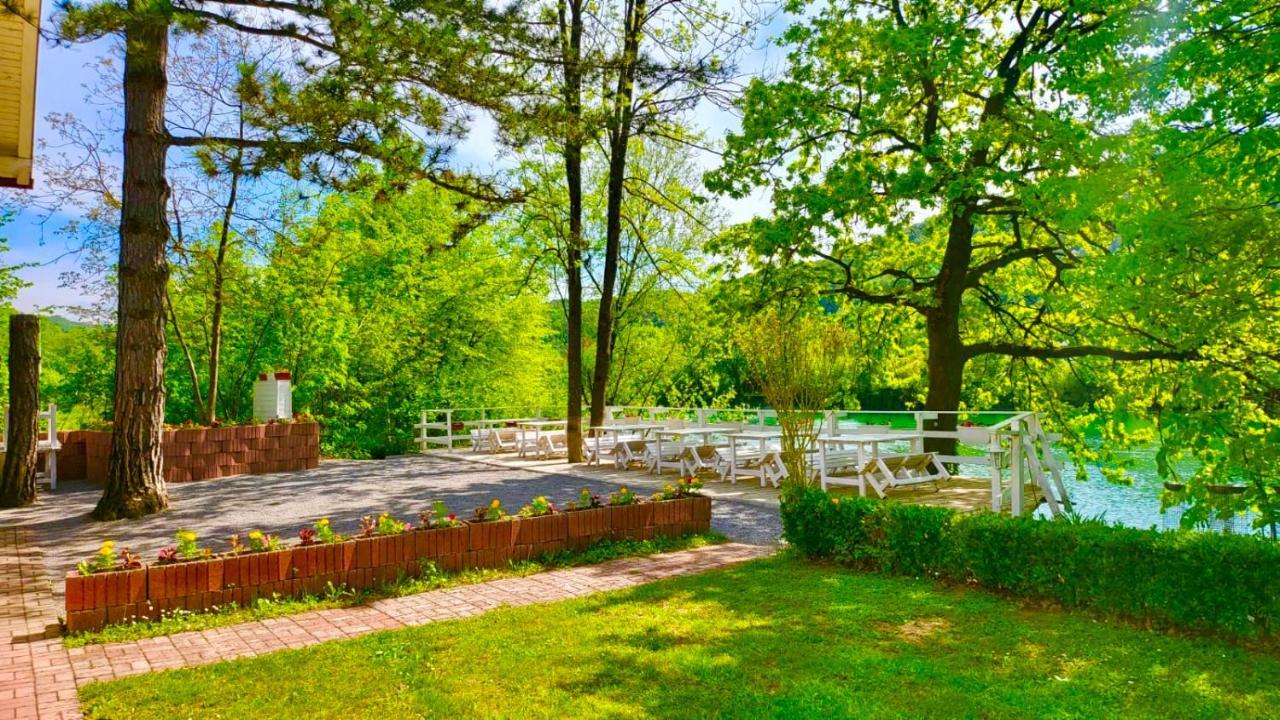 Una Kamp Hotel Bosanska Krupa Luaran gambar