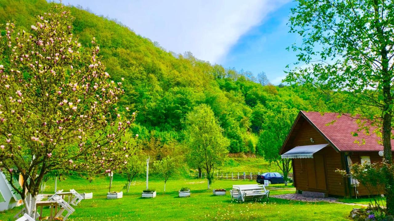 Una Kamp Hotel Bosanska Krupa Luaran gambar